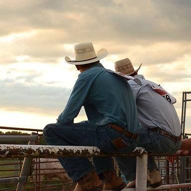 37643993_10210694964084835_7821324287138070528_n