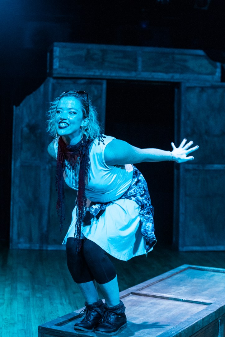 Emily Kitchens as Lucy Westenra_Your Invisible Corset by Patricia Lynn_photo by Al Foote III (1)